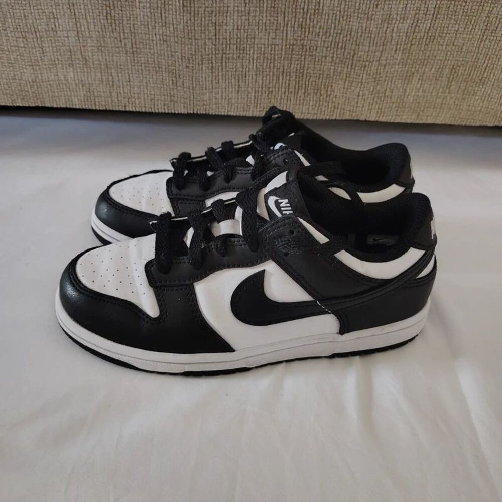 Nike Dunk Low "Panda" Size 2.5